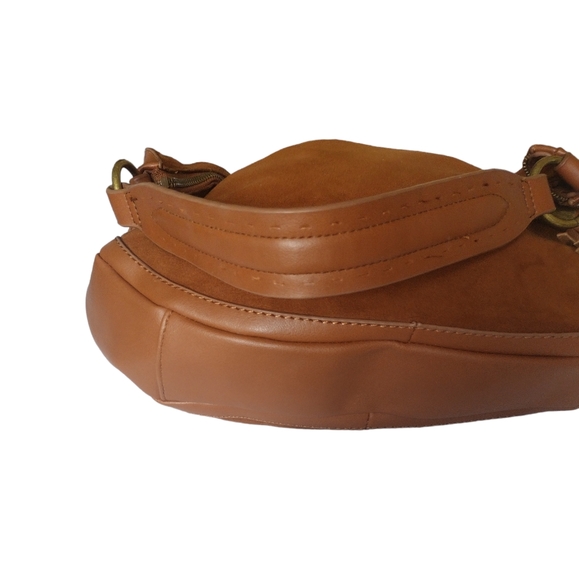 Faux Suede Olivia James Shoe size 9 and hobo bag by Signature - Picture 7 of 9